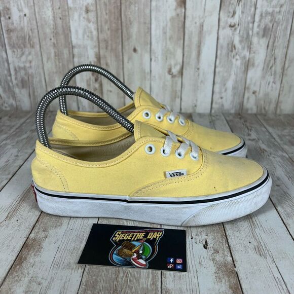 Vans Shoes - ‎Vans authentic - Womens 6.5